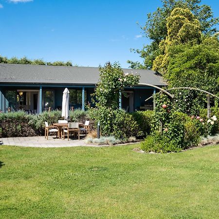 Lawn Cottages Clive Exteriér fotografie